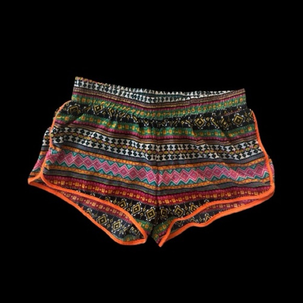 Colorful Patterned Women's Shorts - Picture 2 of 3